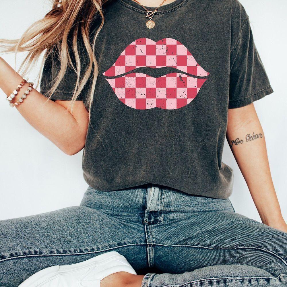 Retro Valentines Day 4 Vuitino Merch